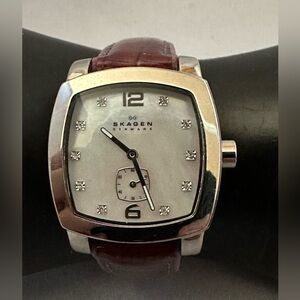 Skagen ladies watch silver case pearl face brown leather band